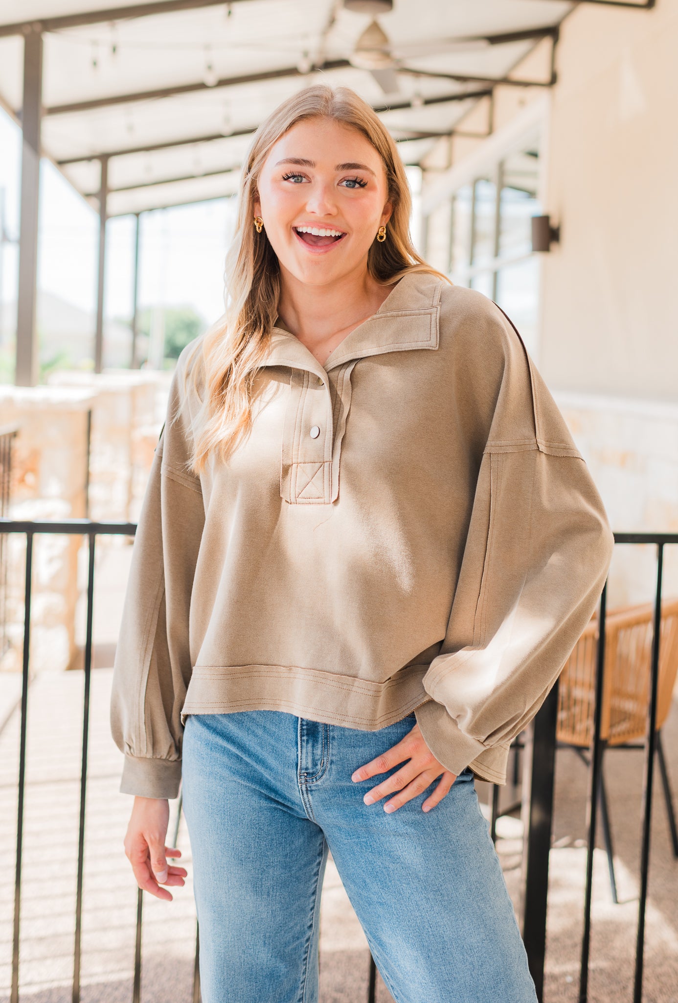 Hendrix Pullover | Mocha