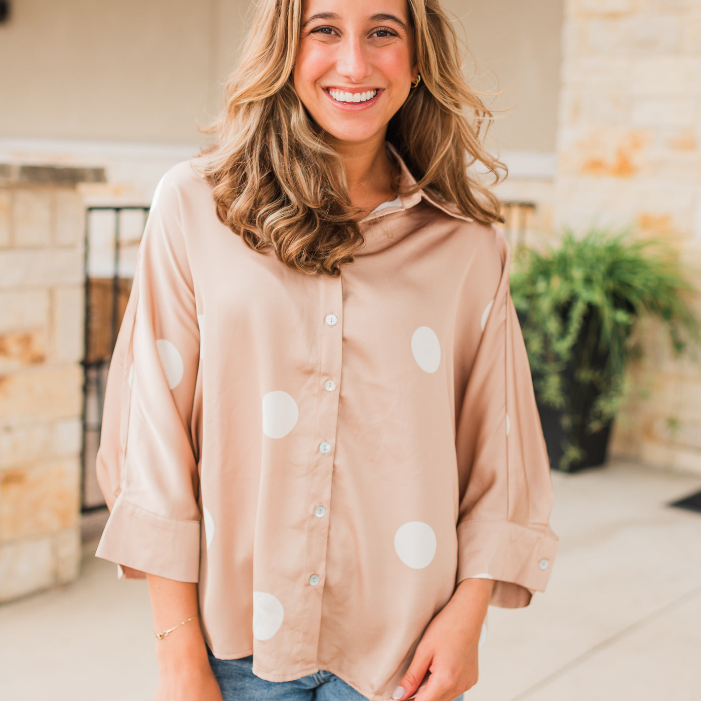 Kenley Top | Latte Dots