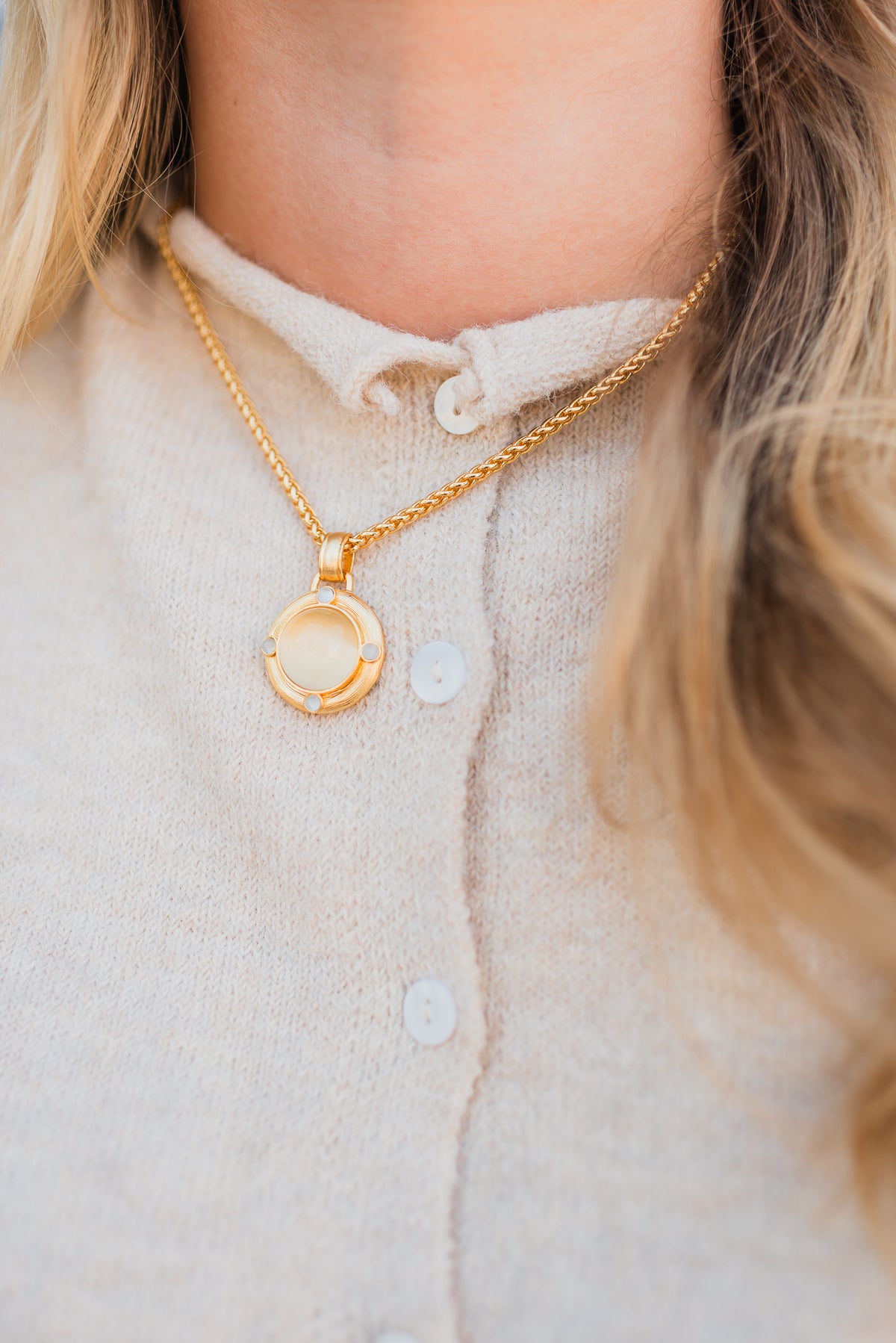 Julie Vos | Cobblestone Demi Necklace | Ivory Cat's Eye