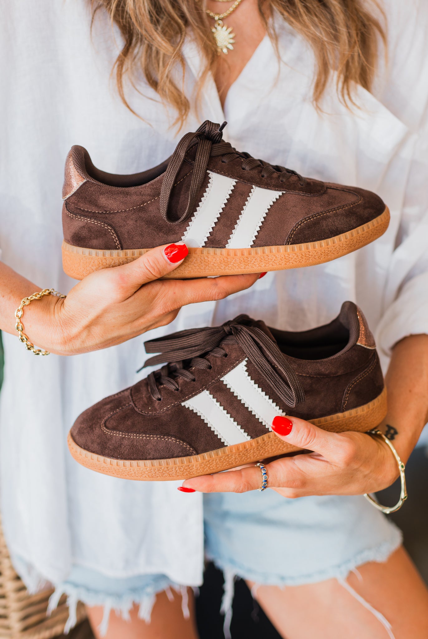 Heads Up Sneakers | Chocolate