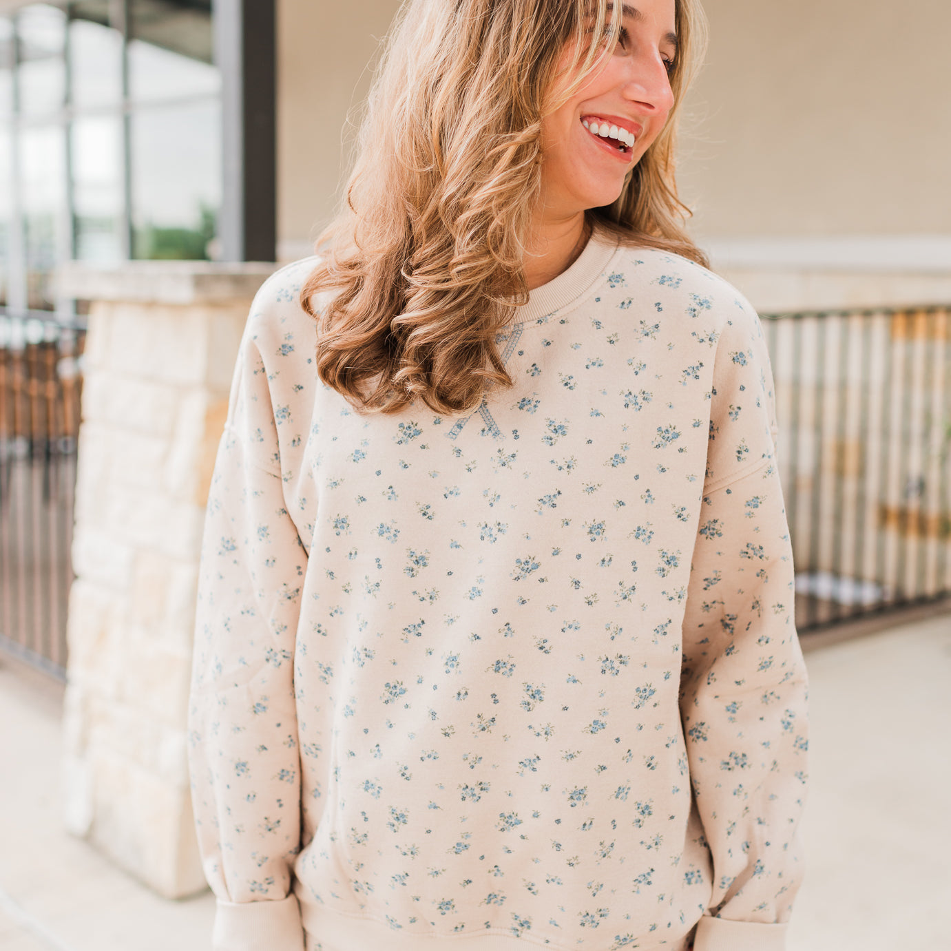 Rue Sweatshirt | Neutral Floral