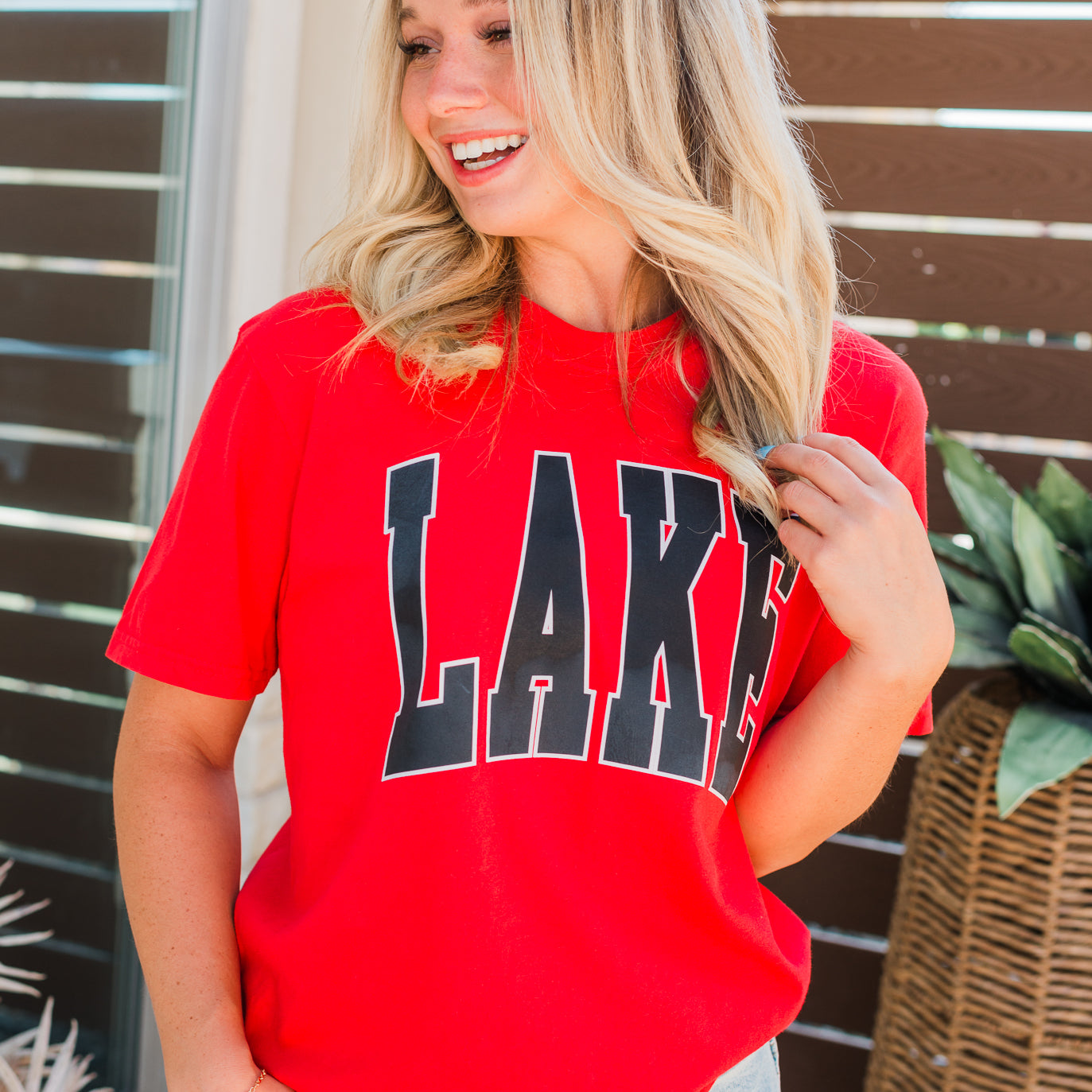 Lake Tee | Red + Black
