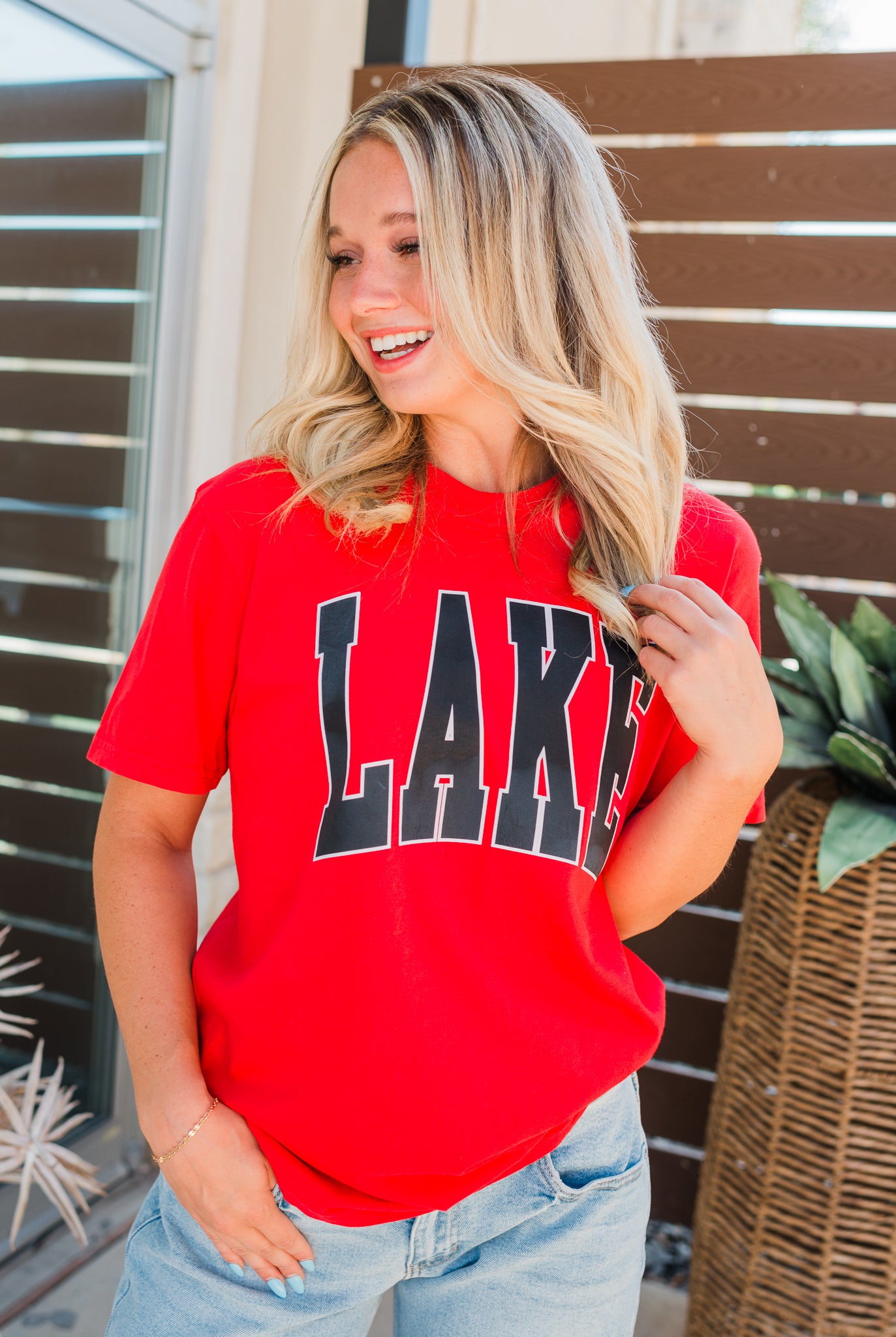 Lake Tee | Red + Black