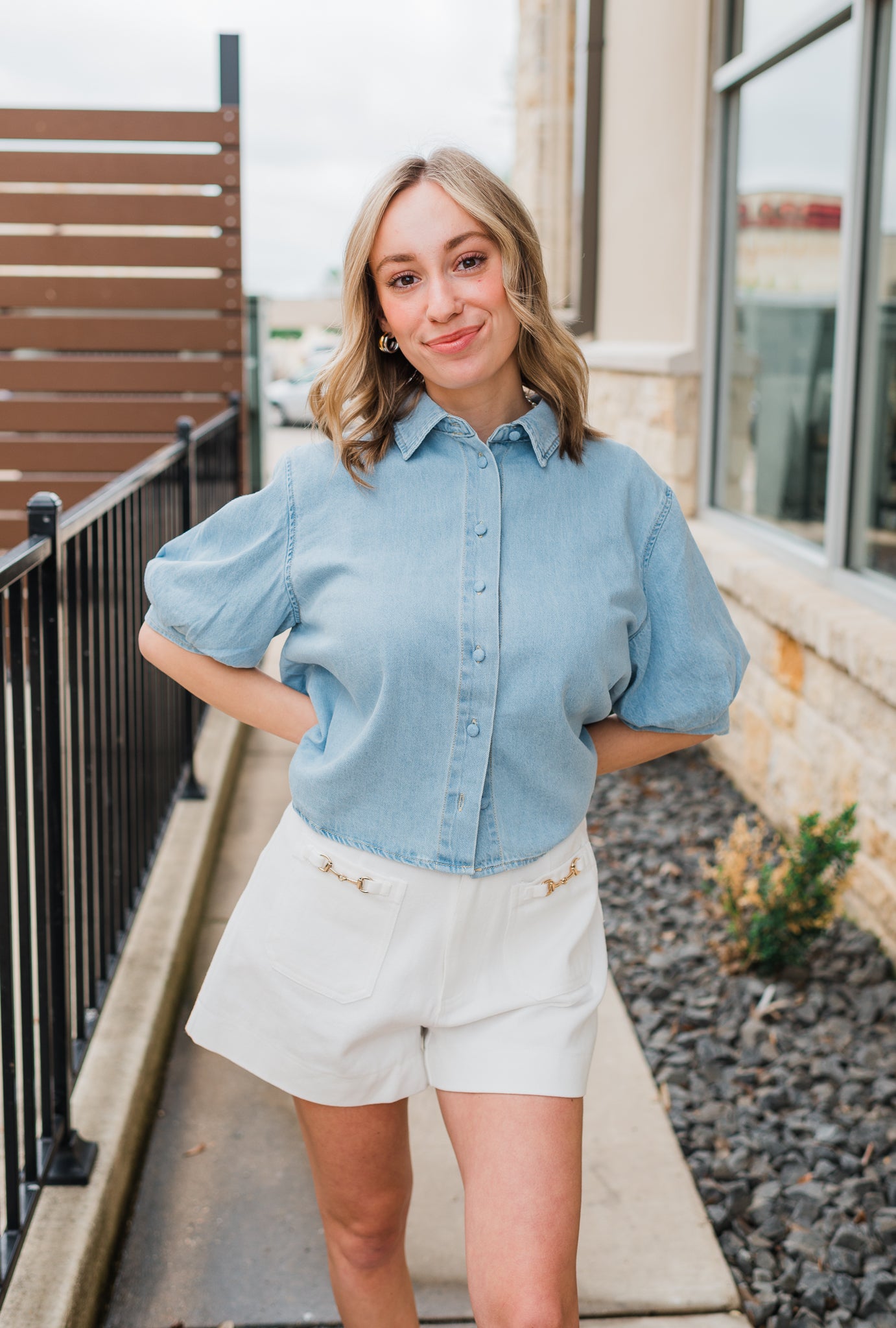 Saint Lucia Shorts | White