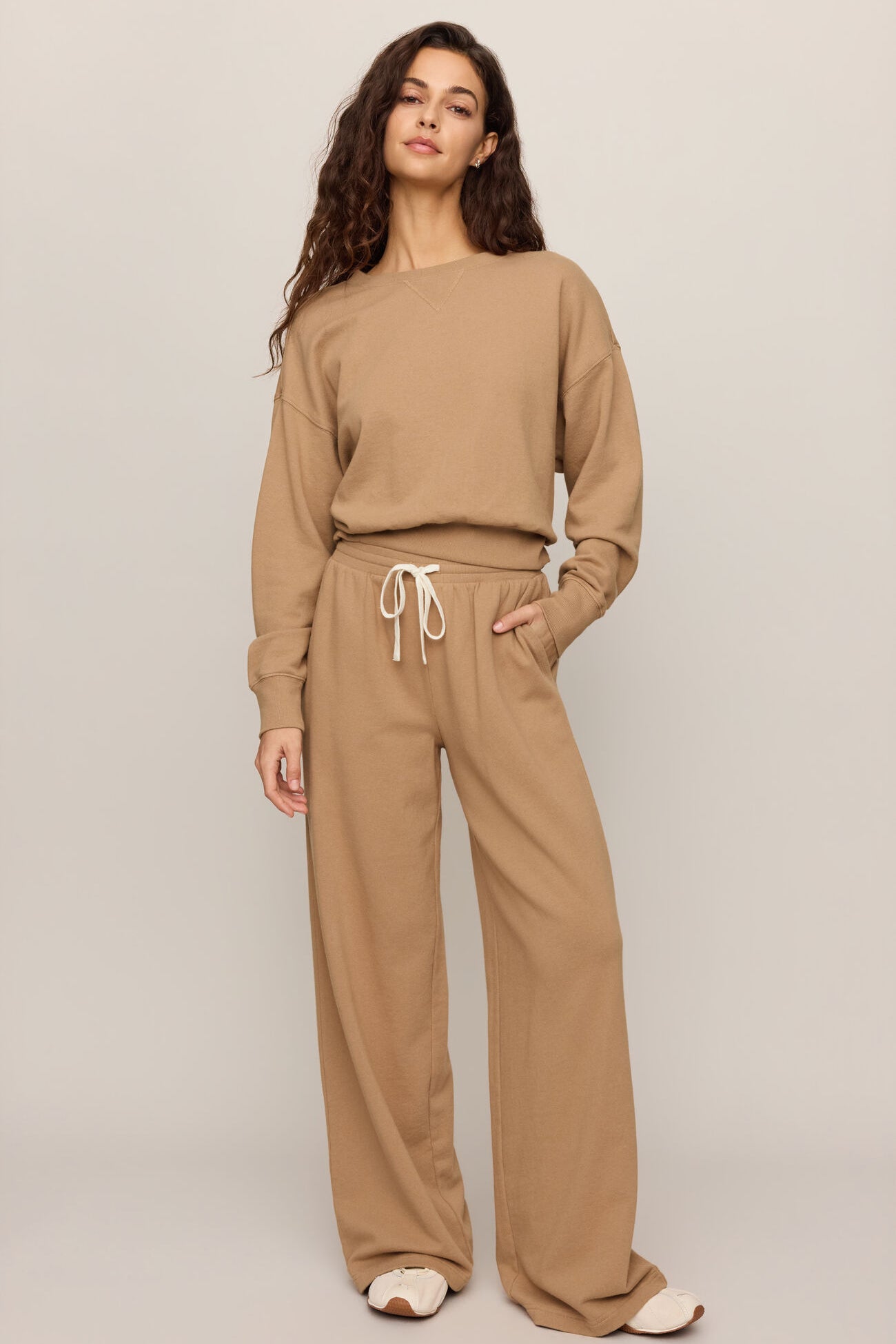 Clubhouse Sweatshirt | Light Toffee