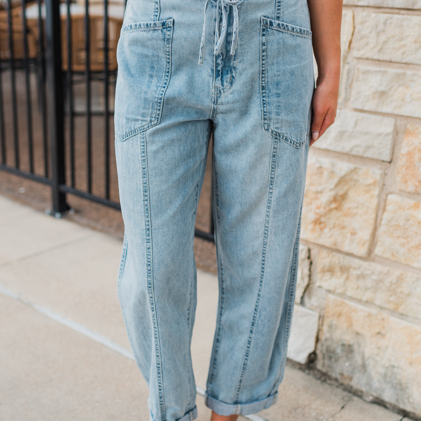Villa Barrel Jeans | Wild Card