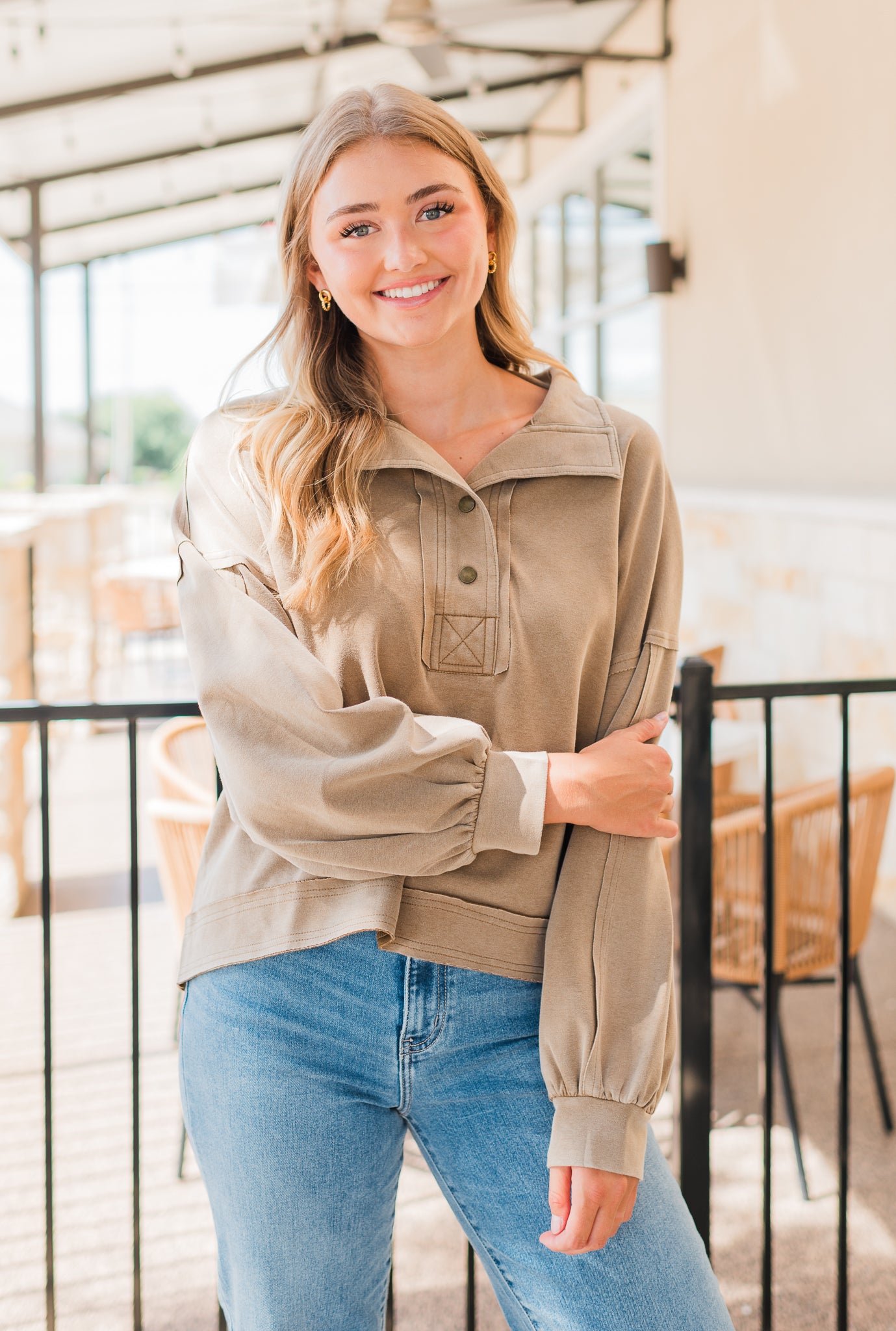 Hendrix Pullover | Mocha