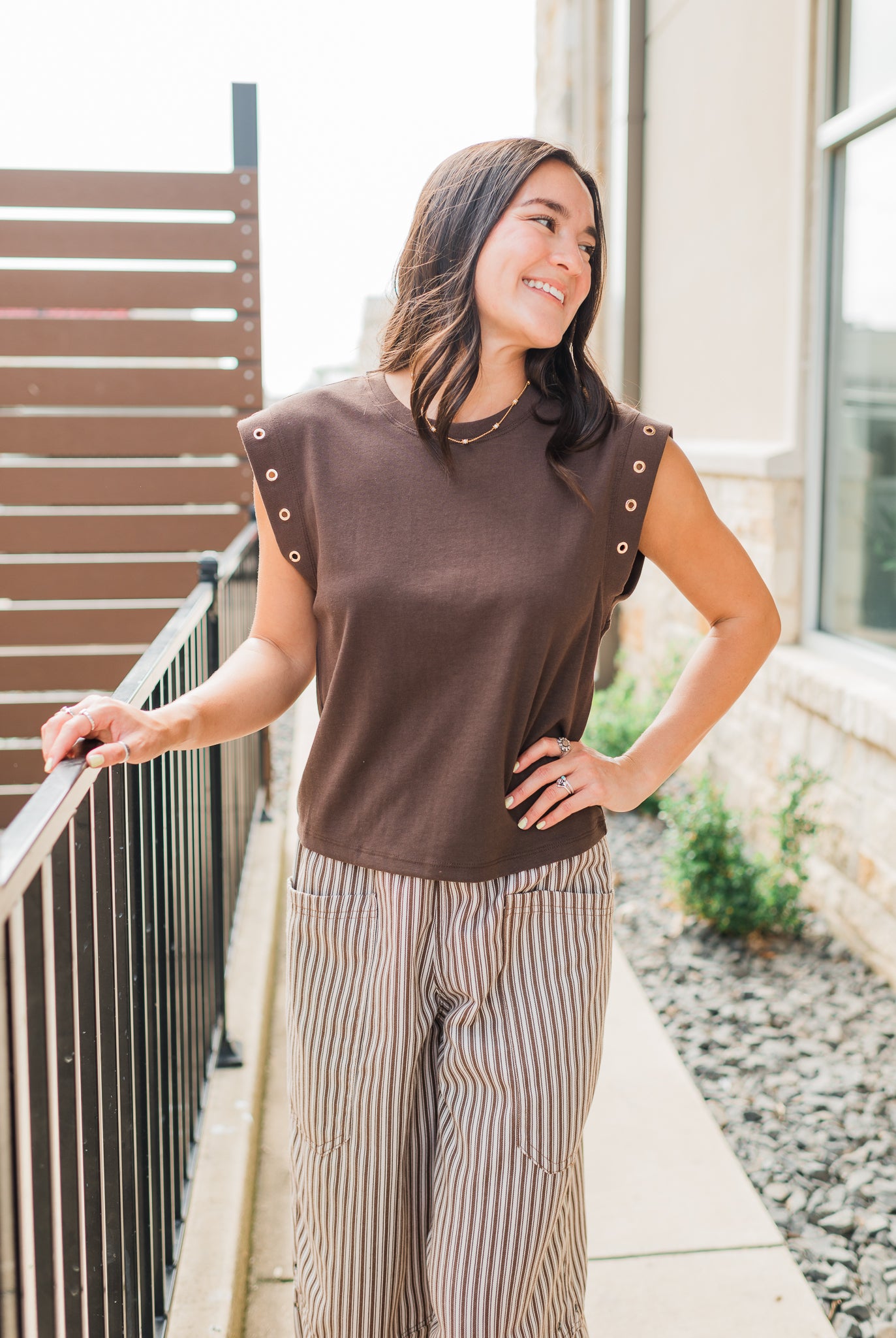 Camino Grommet Top | Dark Chocolate