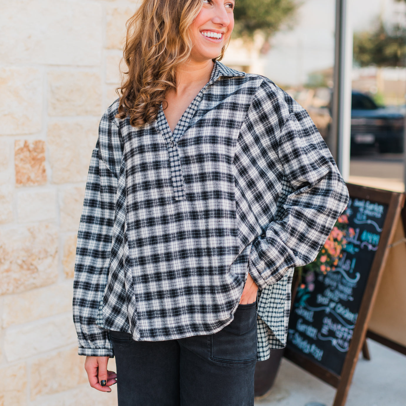 Lindsay Top | Black Plaid