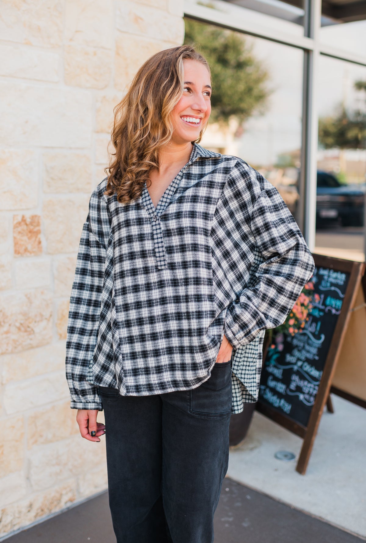Lindsay Top | Black Plaid
