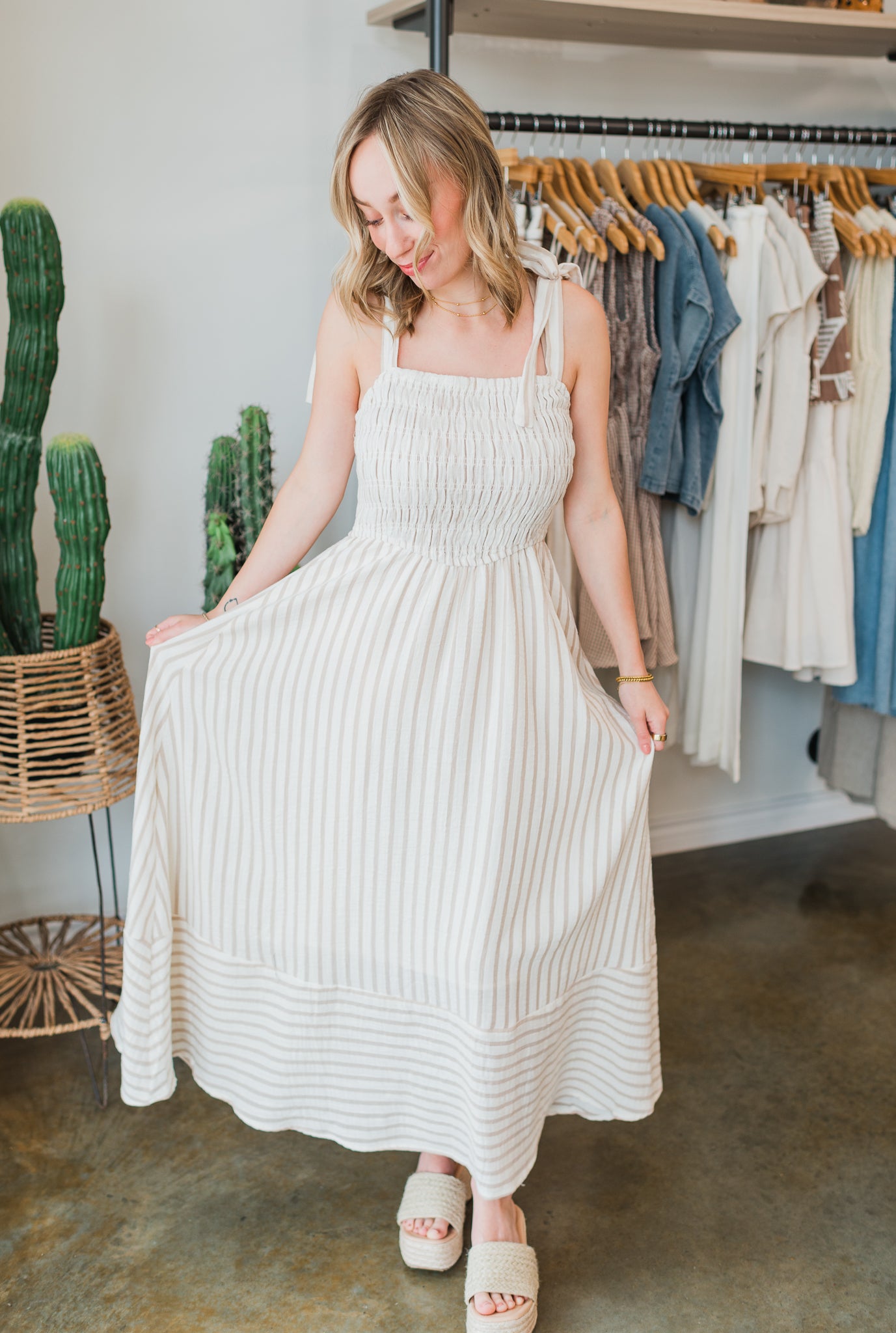 Aloha Dress | Light Taupe