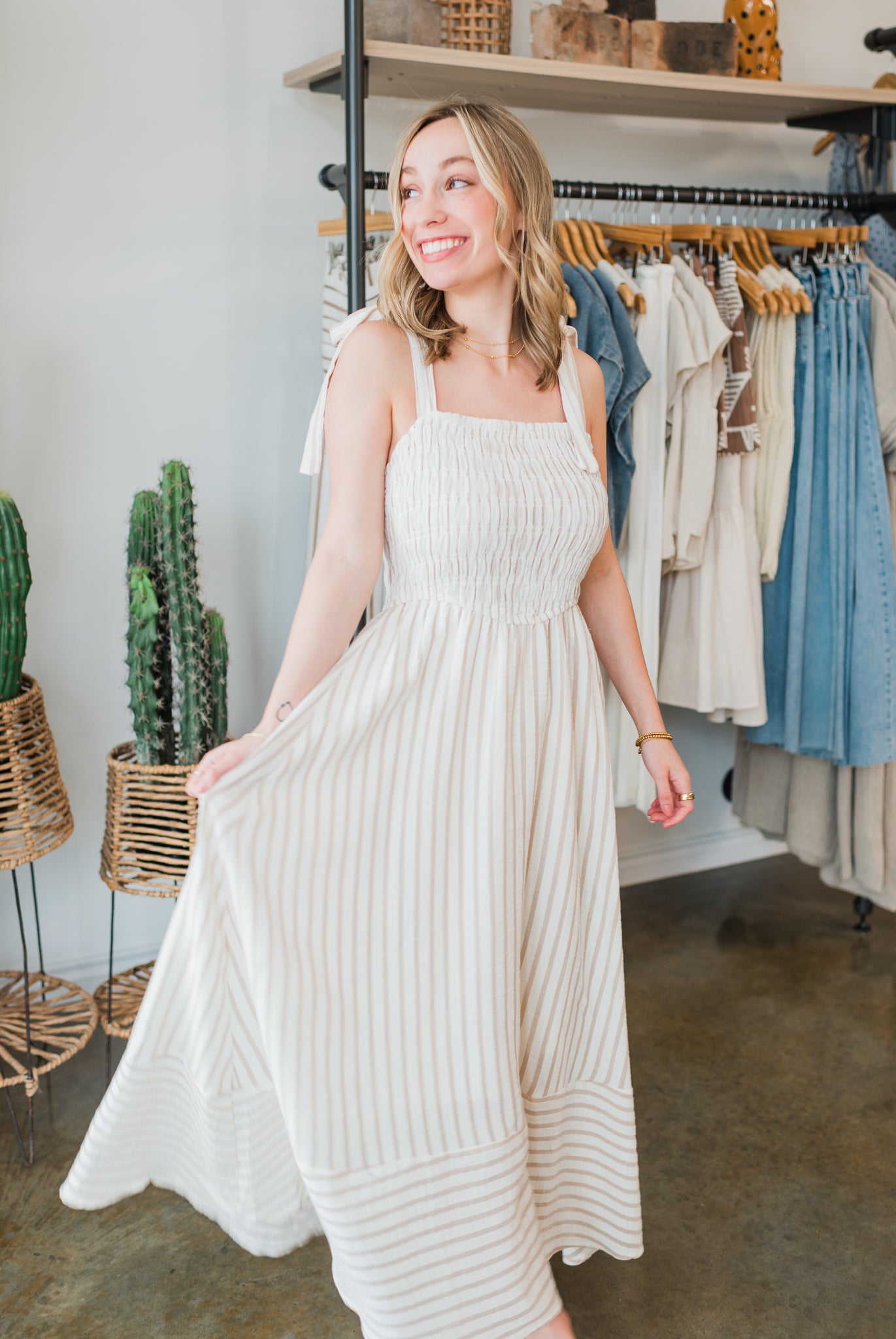 Aloha Dress | Light Taupe