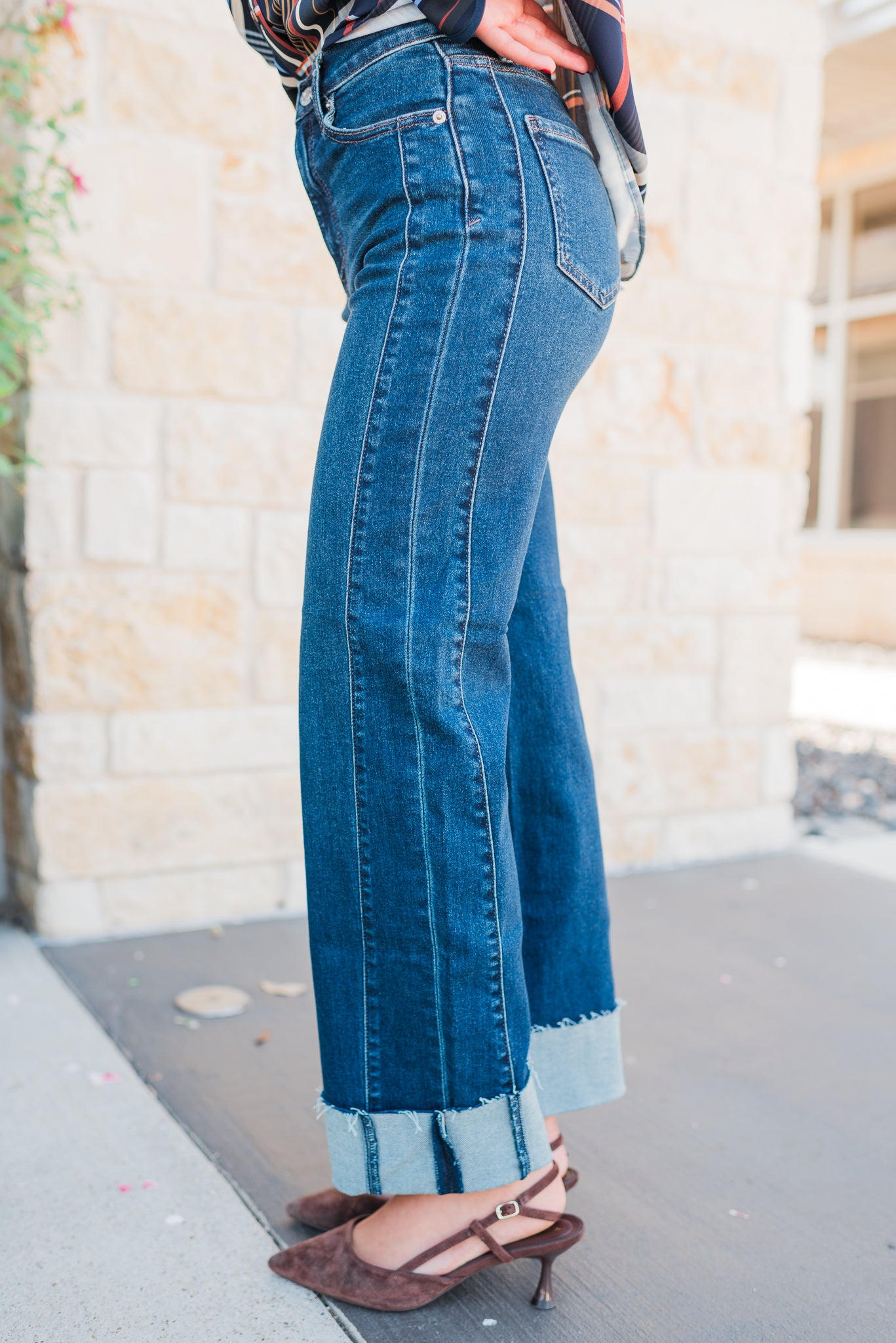 Pleaser Jeans | Slow Motion