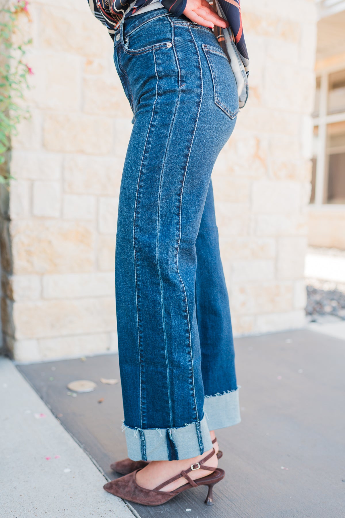 Pleaser Jeans | Slow Motion