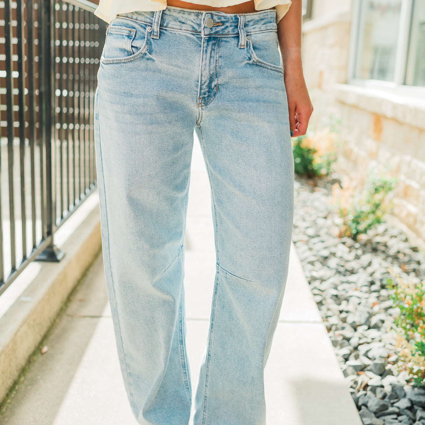 Ginny Barrel Jeans | Light Denim