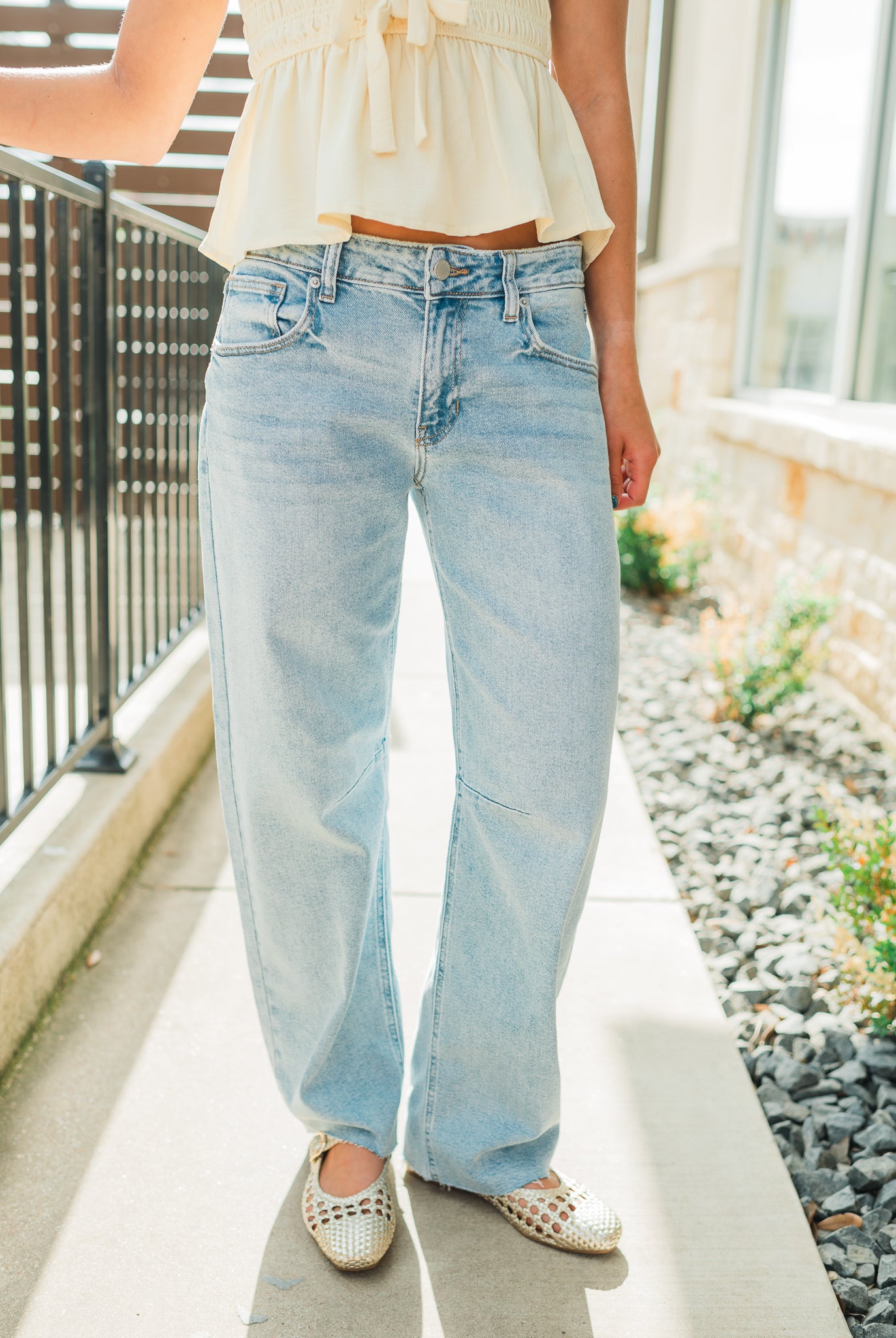 Ginny Barrel Jeans | Light Denim