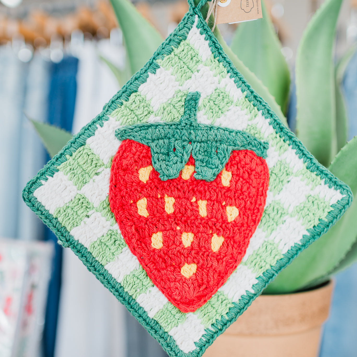Crochet Trivet | Strawberry