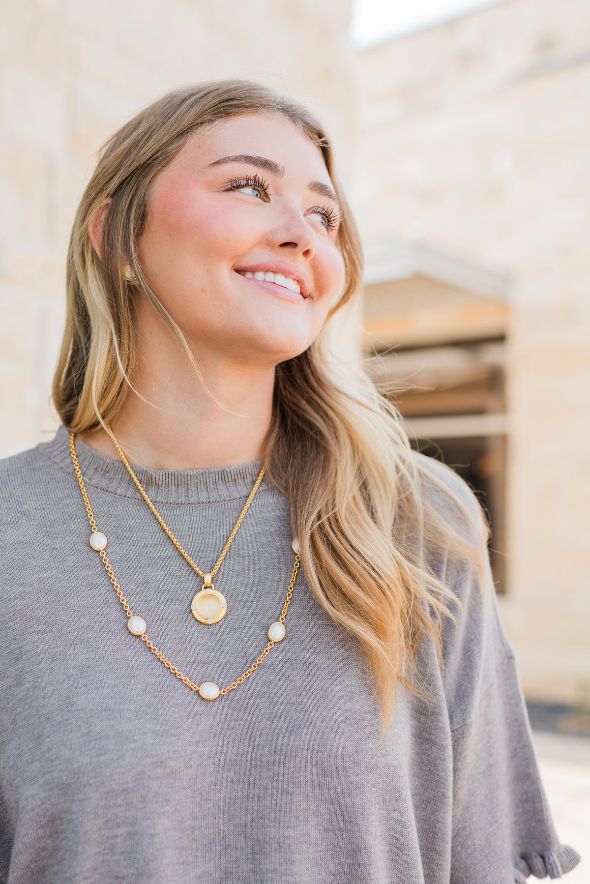 Julie Vos | Dolce Delicate Station Necklace | Pearl
