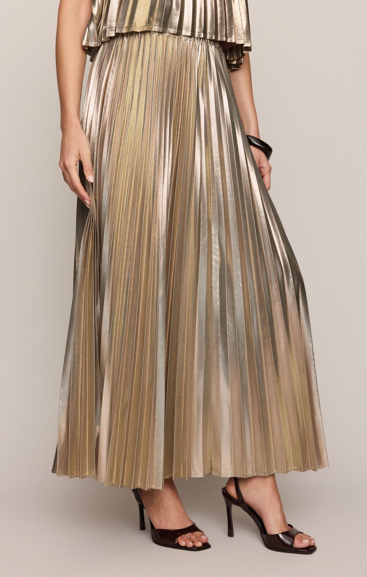 Starlit Soiree Pleated Skirt | Gold