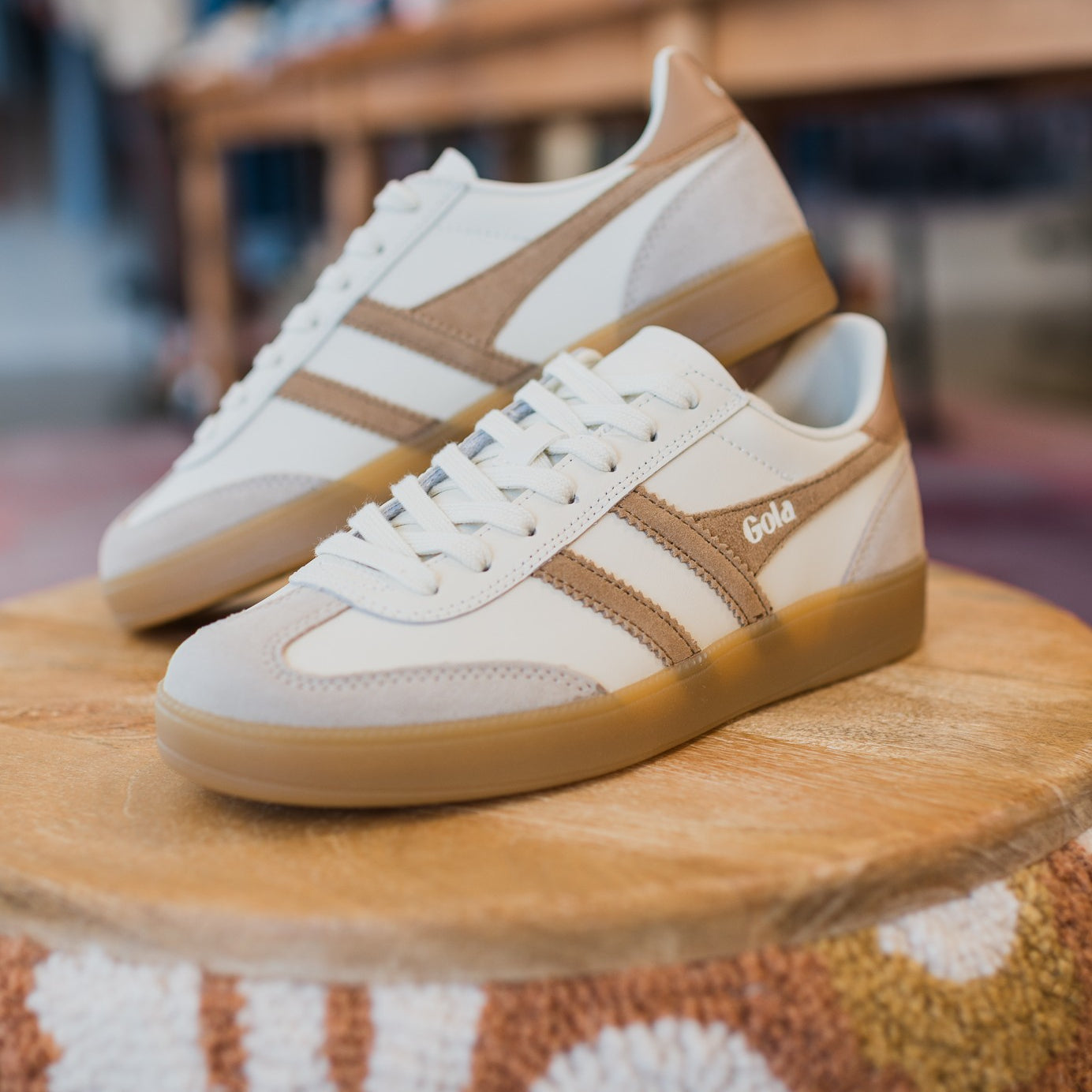 Viper Leather Sneakers | Off White + Caramel