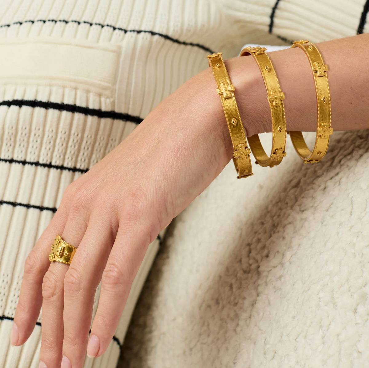 Julie Vos | Canterbury Gold Bangle