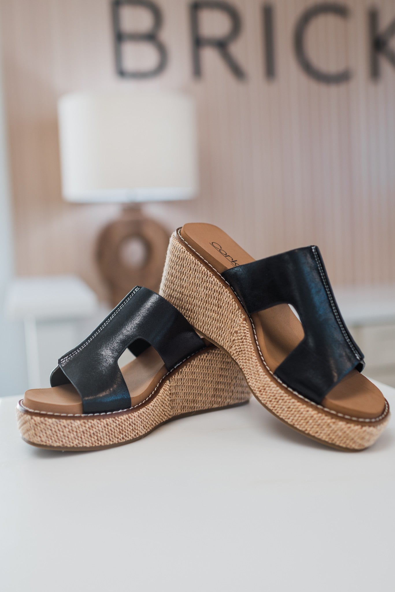 Kiss & Tell Wedge Sandals | Black