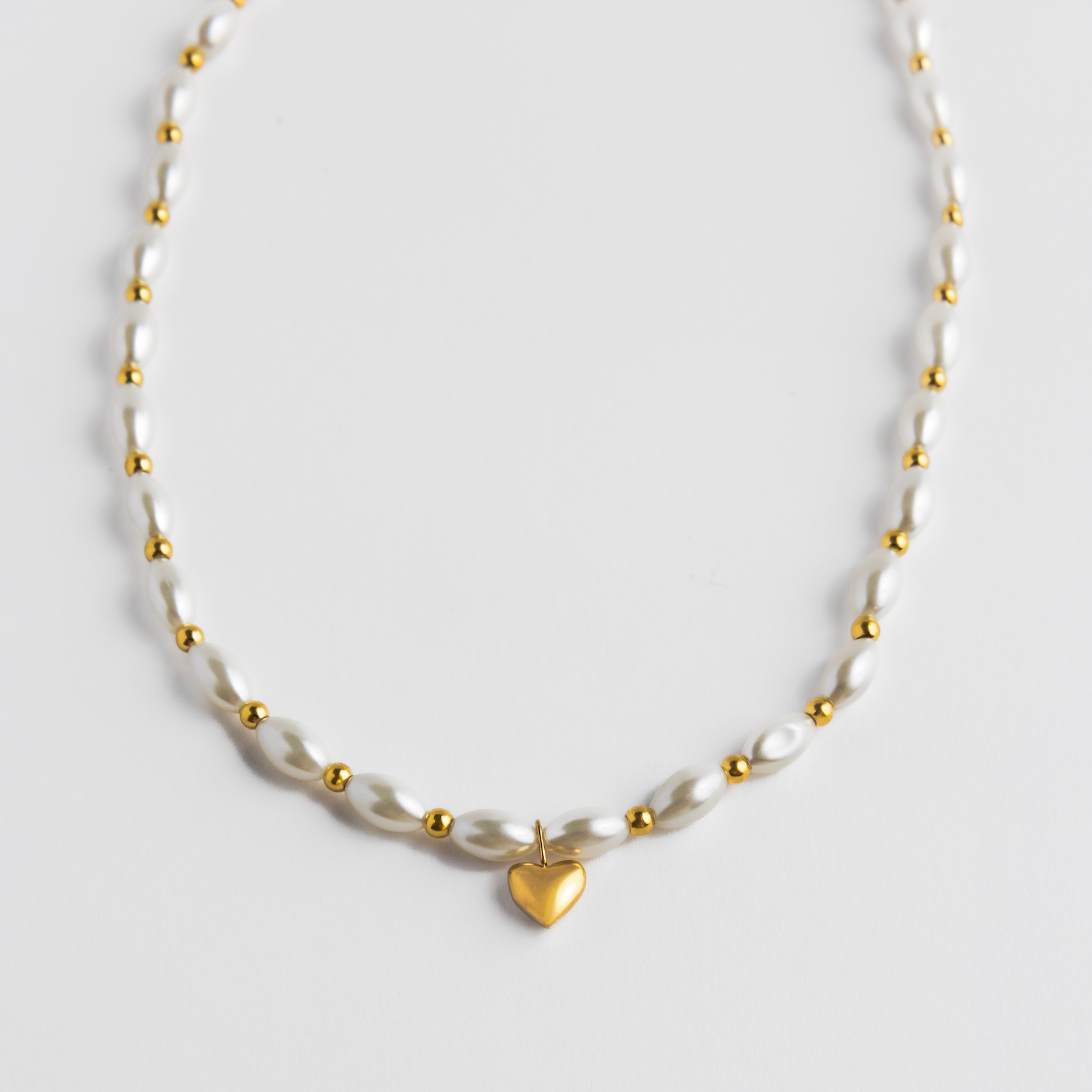 White Shell Necklace with Puffy Heart