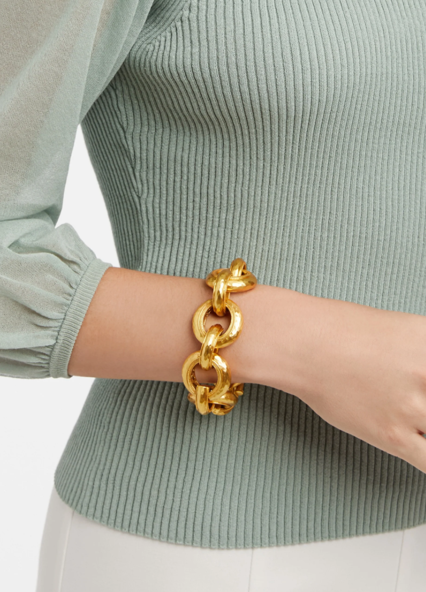 Julie Vos | Cannes Demi Link