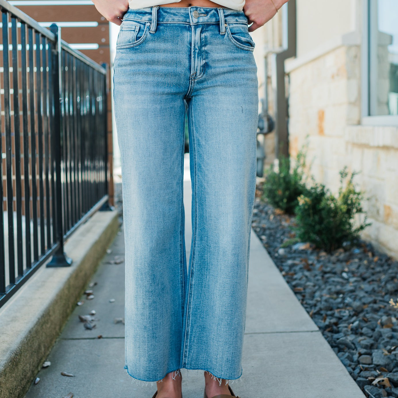 Cari Jeans | Light