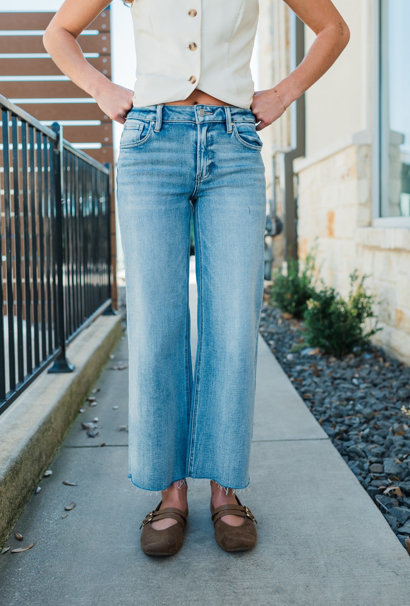 Cari Jeans | Light